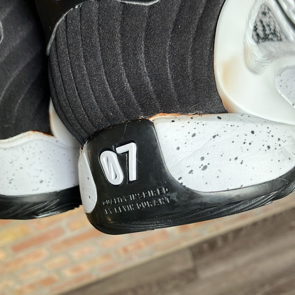Nike KD 15 TB 'White Black Speckled' - Picture 10 of 17